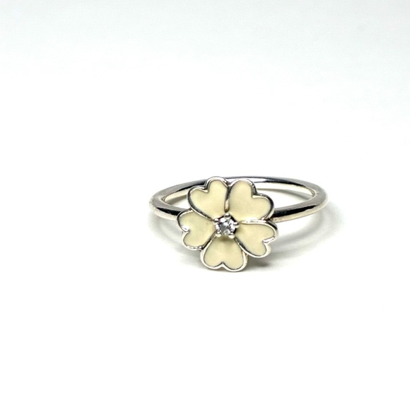 PANDORA Primrose Stackable White Enamel Ring - Picture 1 of 3